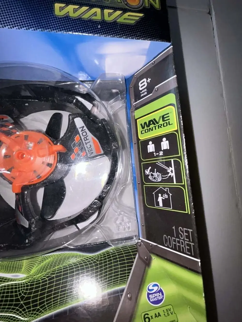 Air Hogs Vectron Wave Hand Controlled UFO Flying Toy